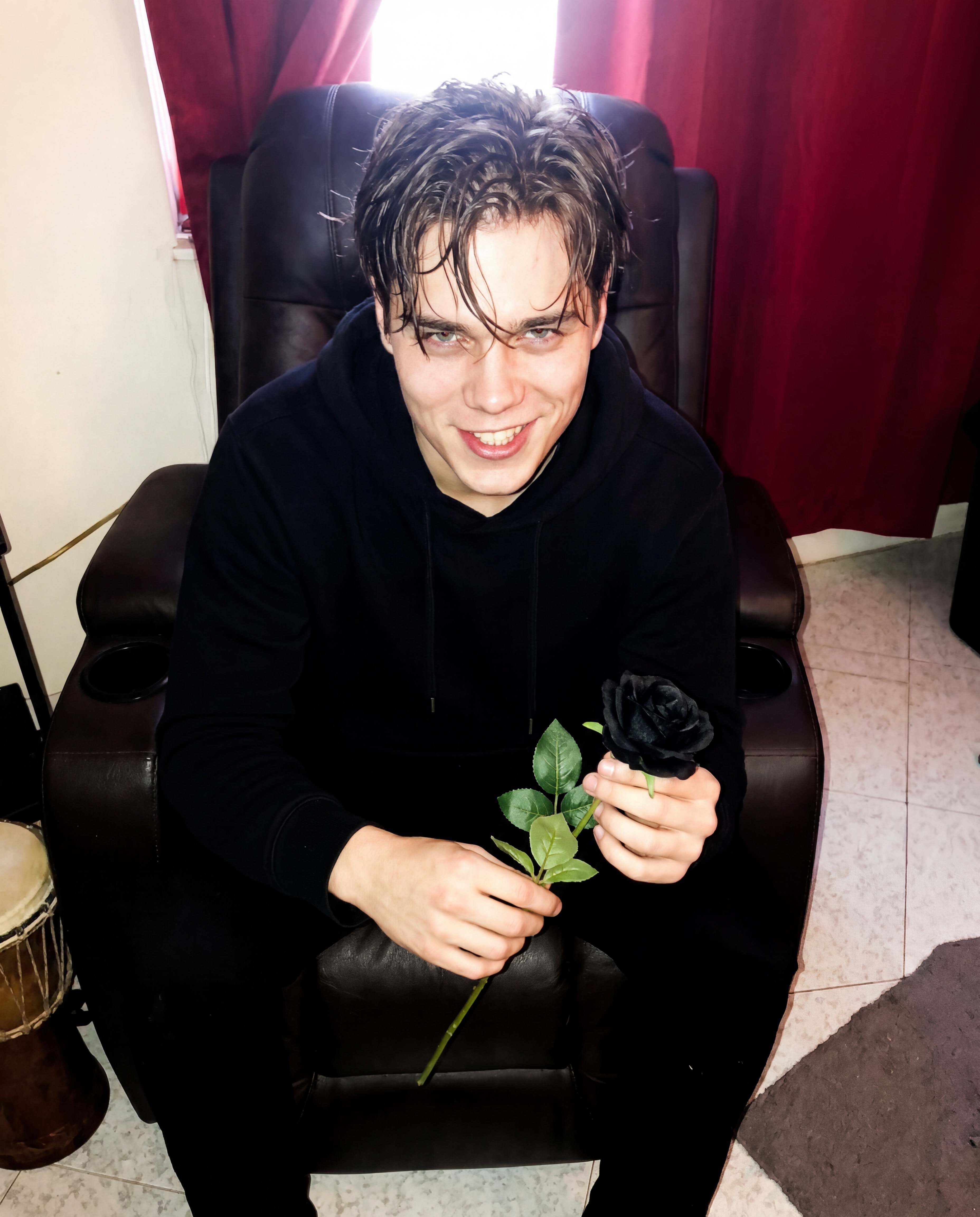 ERIC LAVIEN BLACK ROSE